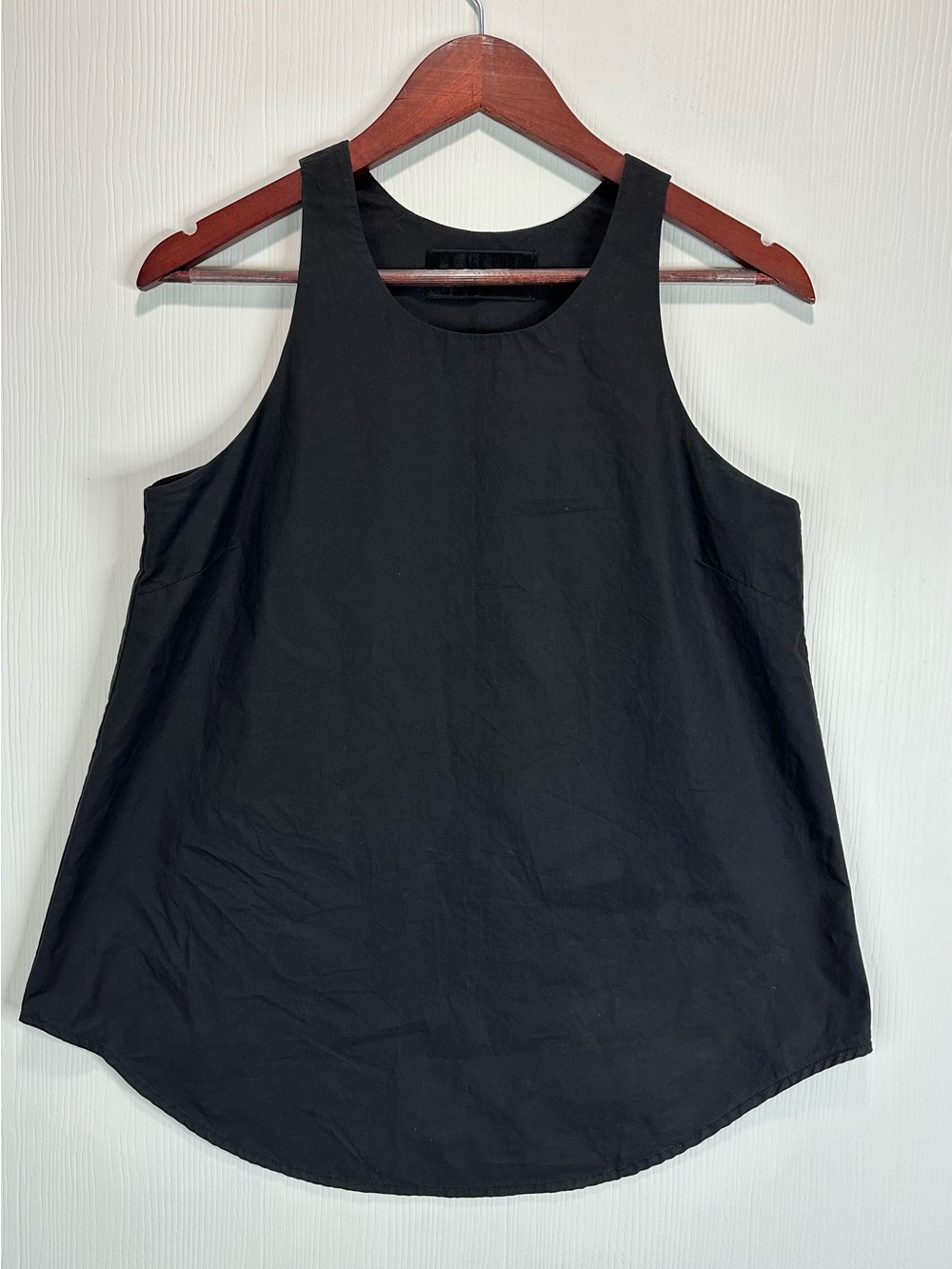Roucha Tapie Poplin Tank Black Sleeveless Women's Tank Top
